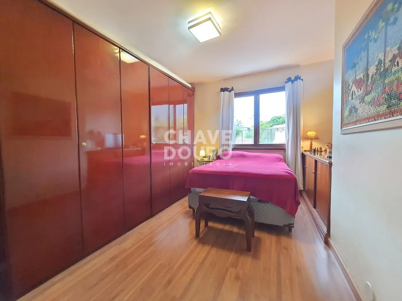 Imagem Apartamento de 3 quartos e varanda perto da Feirinha do Alto!