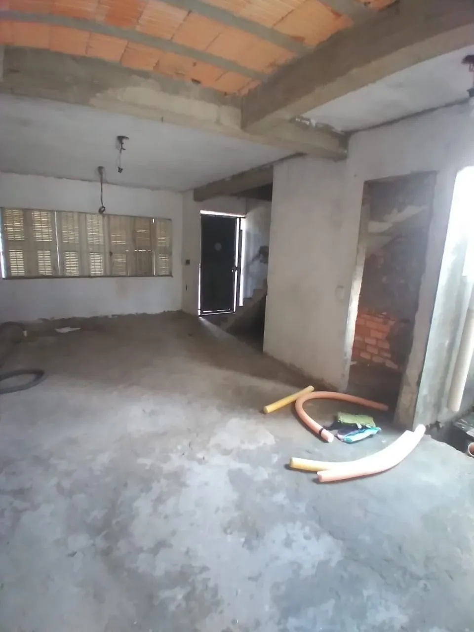 Imagem Sobrado no bairro Aberta dos Morros - 3 dormitórios - 1 suíte