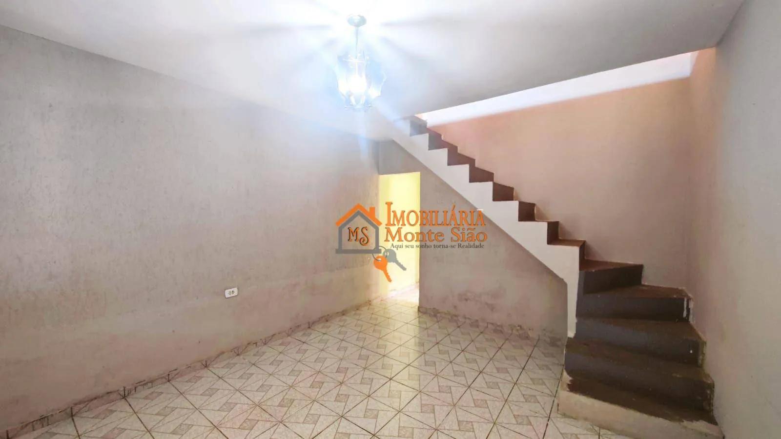 Imagem Sobrado com 3 dormitórios à venda, 200 m² por R$ 405.000,00 - Jardim Santa Lídia - Guarulhos/SP