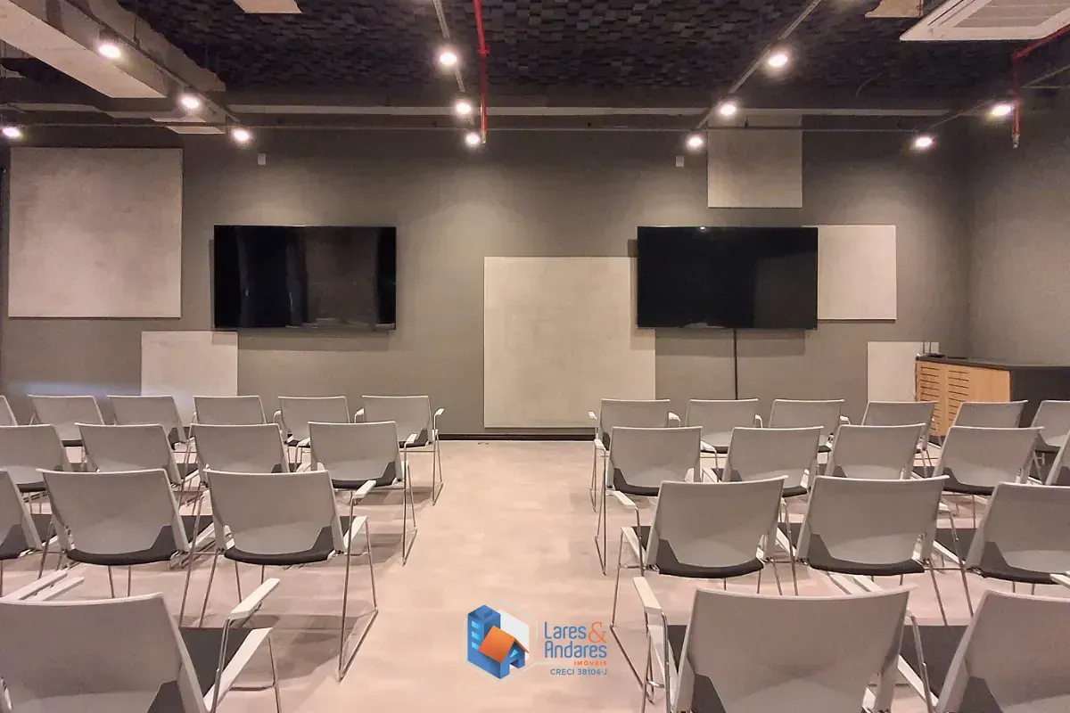 Imagem Conjunto comercial para venda em Água Branca, 69m²