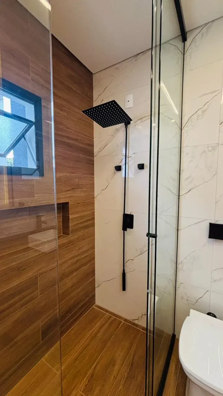 Imagem Casa com 3 Quartos à Venda, 173 m² em Glória - Joinville