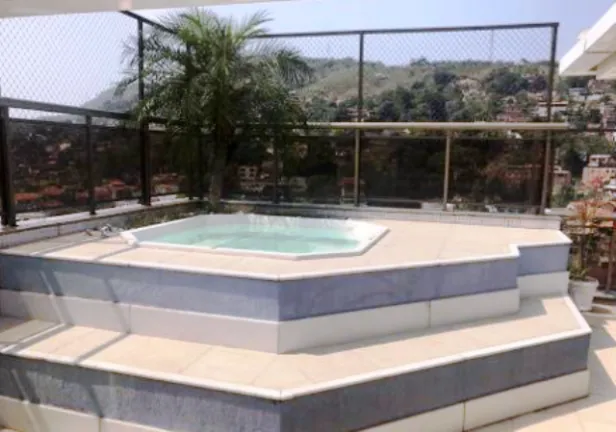 Imagem Cobertura com 2 Quartos à Venda, 140 m² em Icaraí - Niterói