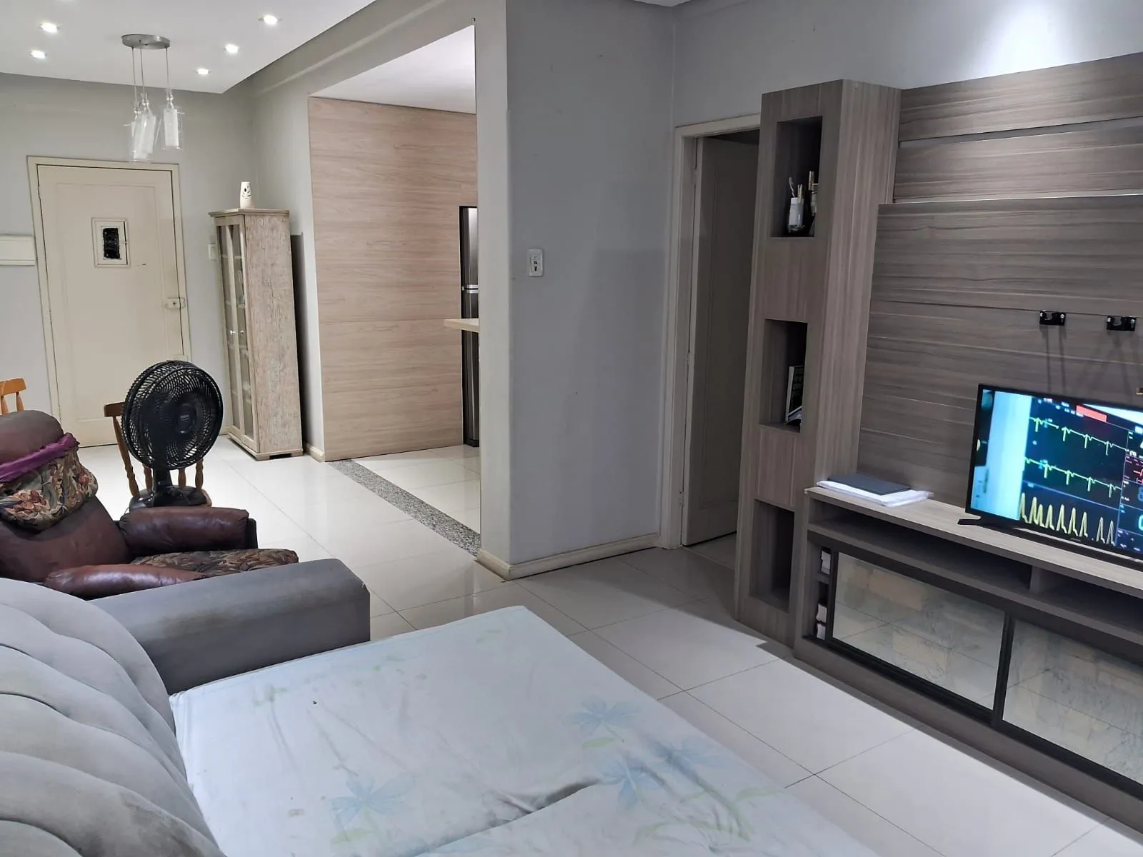 Imagem Apartamento 3 dormitórios, 90m² e elevador na Av. Franklin Roosevelt