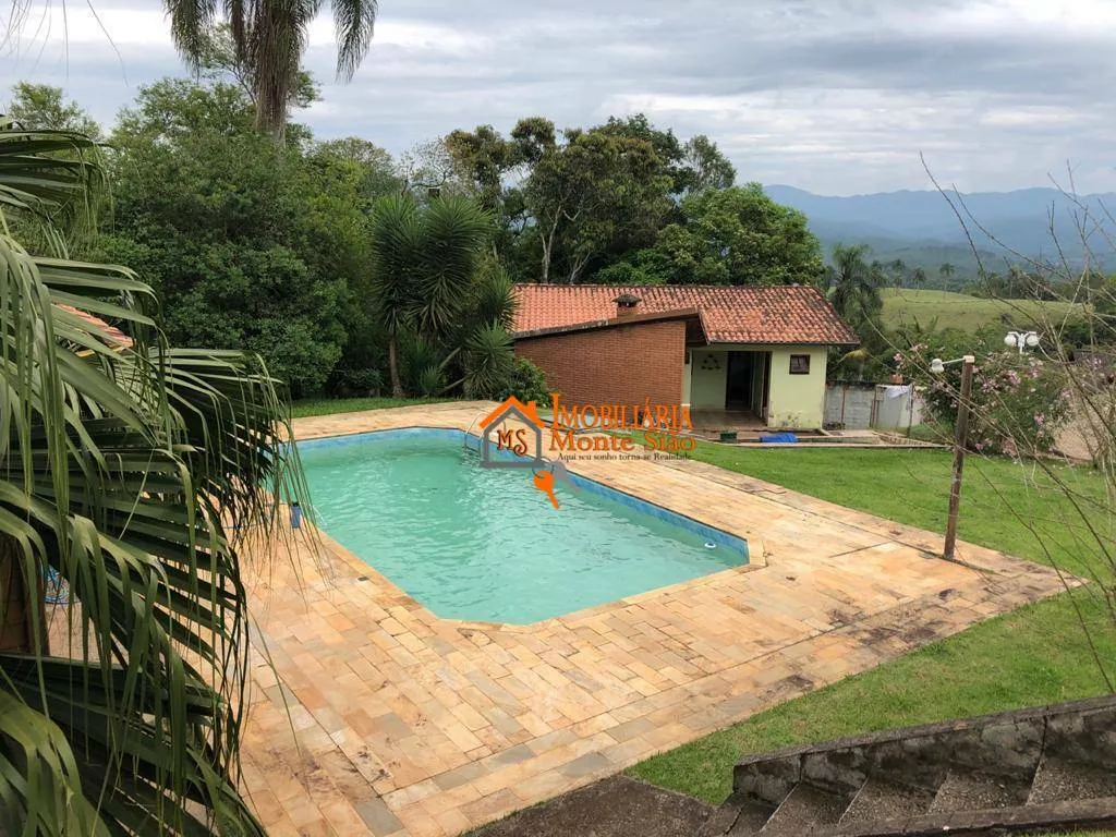 Imagem Casa com 6 dormitórios à venda, 300 m² por R$ 1.290.000,00 - Fazenda Velha - Arujá/SP