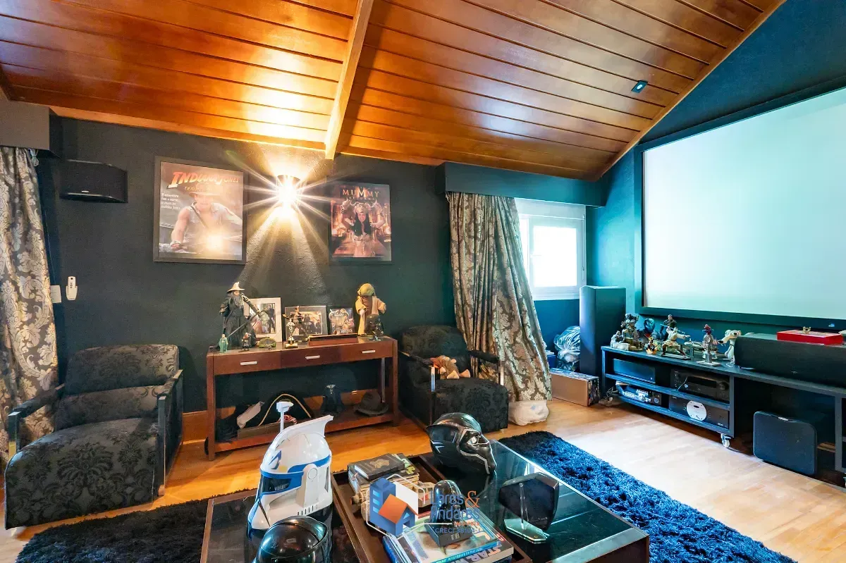 Imagem Casa no condomínio Vitória Régia para venda com 4 quartos, sendo 2 suítes, 800m²