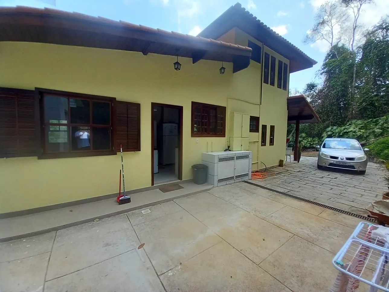 Imagem Casa em Condomínio para Venda em Petrópolis / RJ no bairro Araras