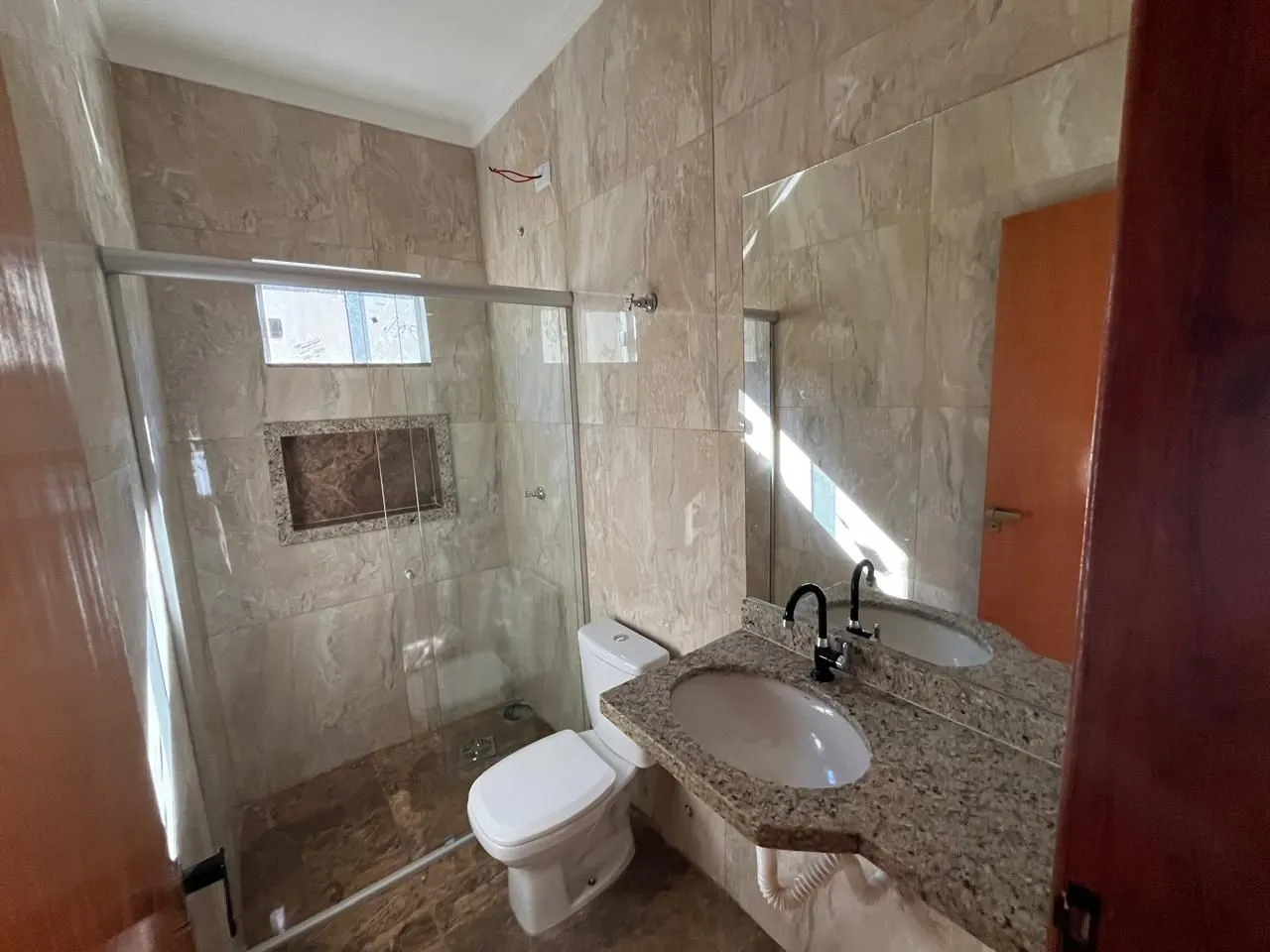 Imagem Residencial Azaléia | Casa com 3 Quartos, Suíte e 125 m² de Terreno