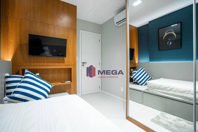 Imagem Apartamento com 2 dormitórios à venda, 61 m² por R$ 695.000,00 - Jockey de Itaparica - Vila Velha/ES
