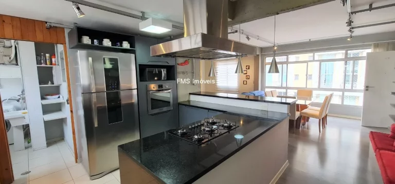 Imagem Apartamento à venda na Vila Nova Conceição, São Paulo-SP: 2 quartos, 1 suíte, 3 banheiros, 1 vaga de garagem e 94m² de área. Venha conferir!