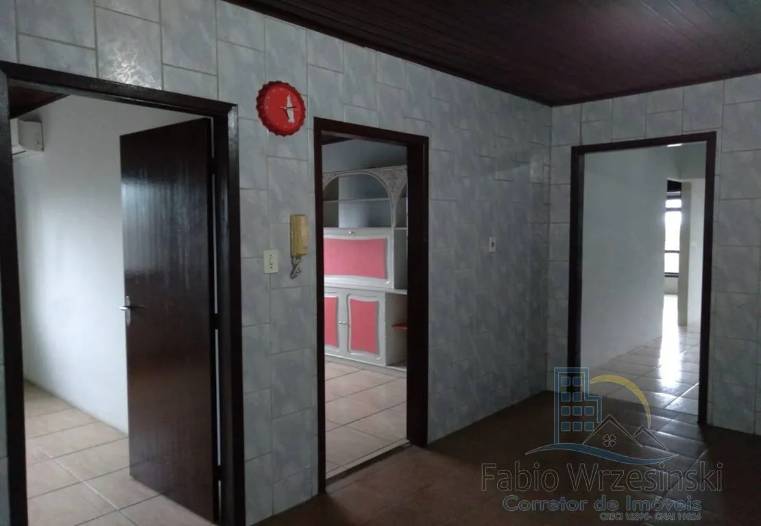 Imagem Casa averbada no Itaum com 4 dormitórios