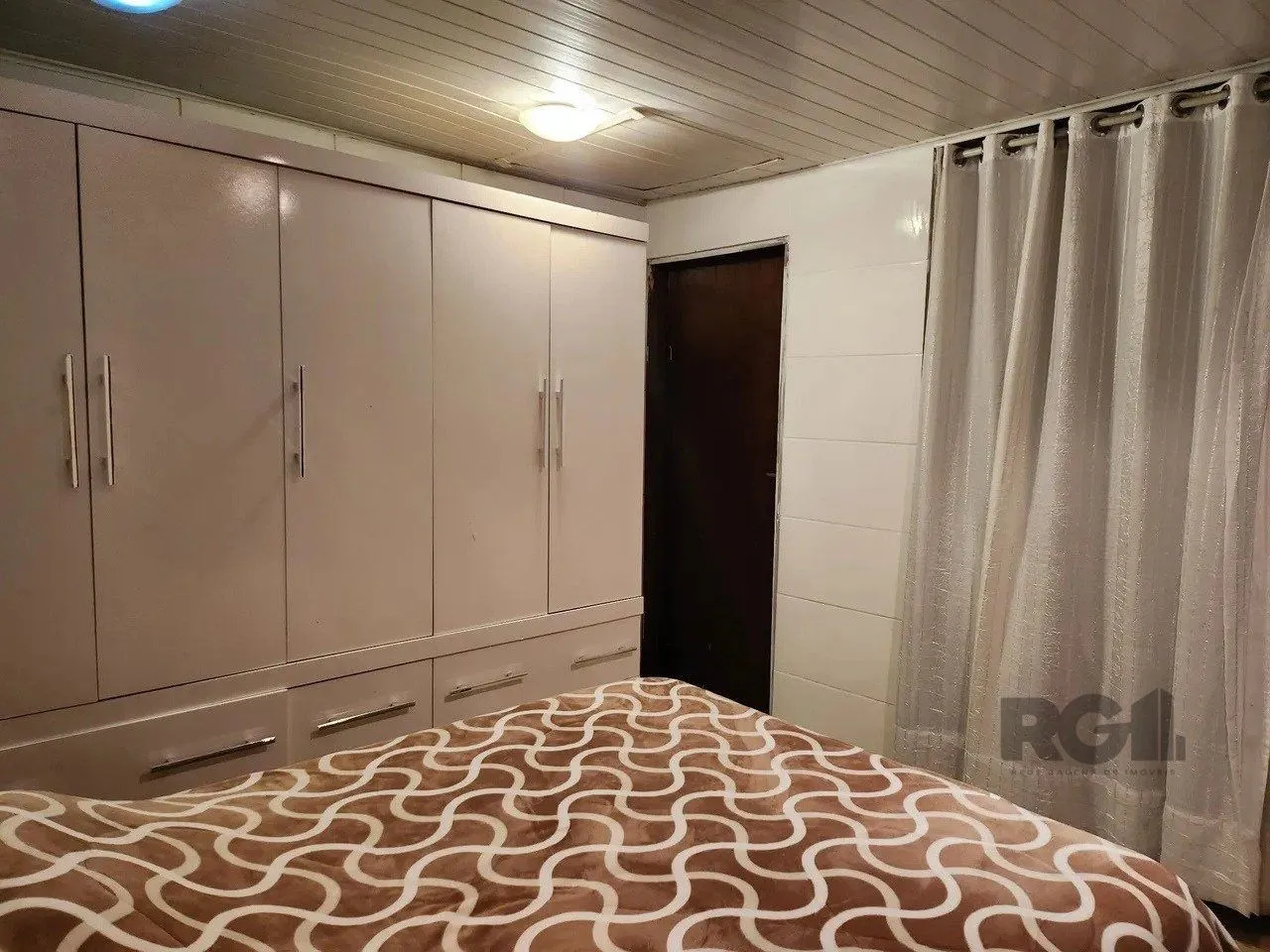 Imagem Casa com 4 quartos, 1 suíte, 7 vagas - 97,32m² no bairro Jardim Carvalho, Poa/RS