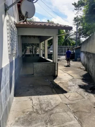 Imagem Casa Residencial em Rio das Ostras - RJ, Centro