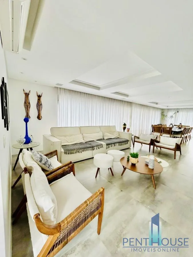 Imagem Casa em Condomínio para Venda em Balneário Camboriú, BARRA, 4 dormitórios, 2 suítes, 4 banheiros, 2 vagas
