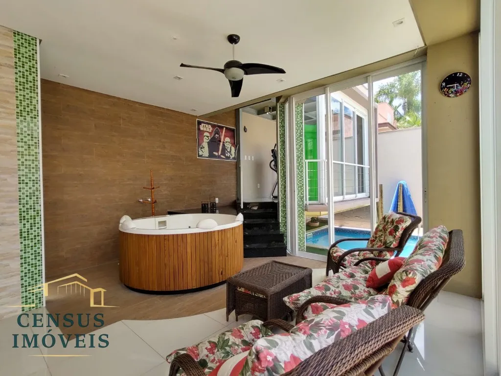 Foto do imóvel: Casa de luxo em condomínio exclusivo em Vinhedo-SP: 3 quartos, 3 suítes, 3 salas, 6 banheiros, 5 vagas, 408 m². Venha conferir! em Condomínio Alpes de Vinhedo