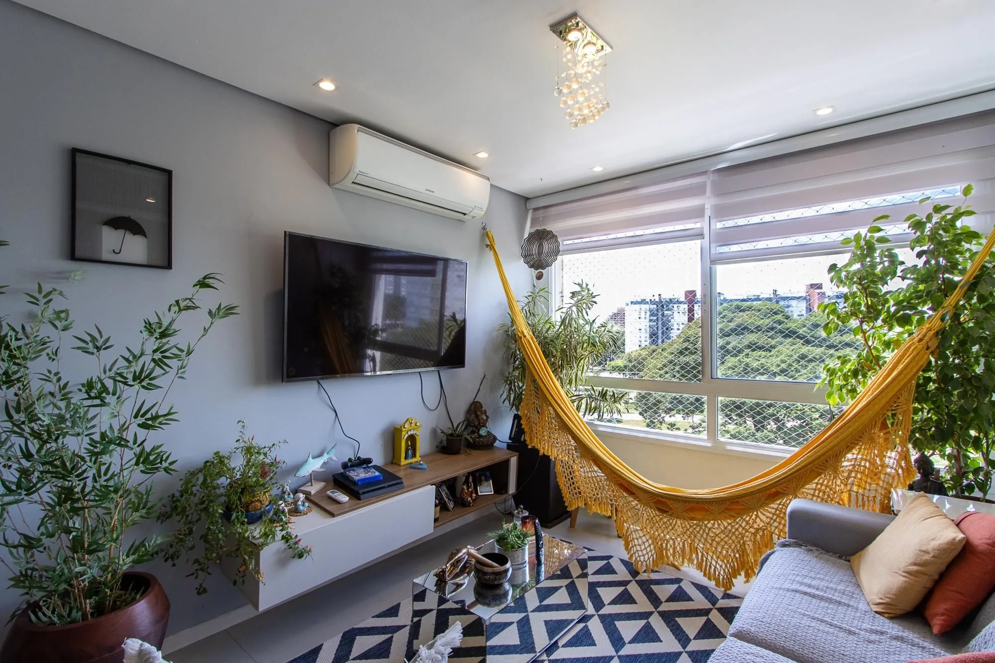Imagem Apartamento MOBILIADO à venda - 2 dormitórios, suíte - Vista perene