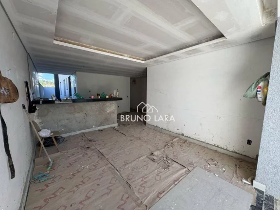 Imagem Casa á venda em Betim MG - Bairro Guarujá Mansões