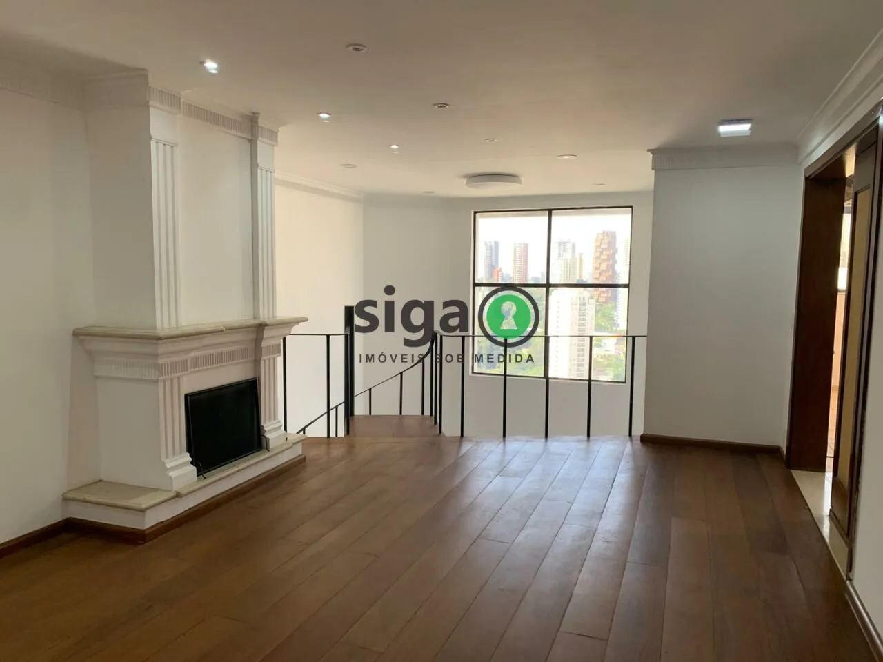 Imagem VENDE na Vila Suzana (Região do Morumbi) COBERTURA com 3 quartos, uma suíte, 3 Vagas + Depósito