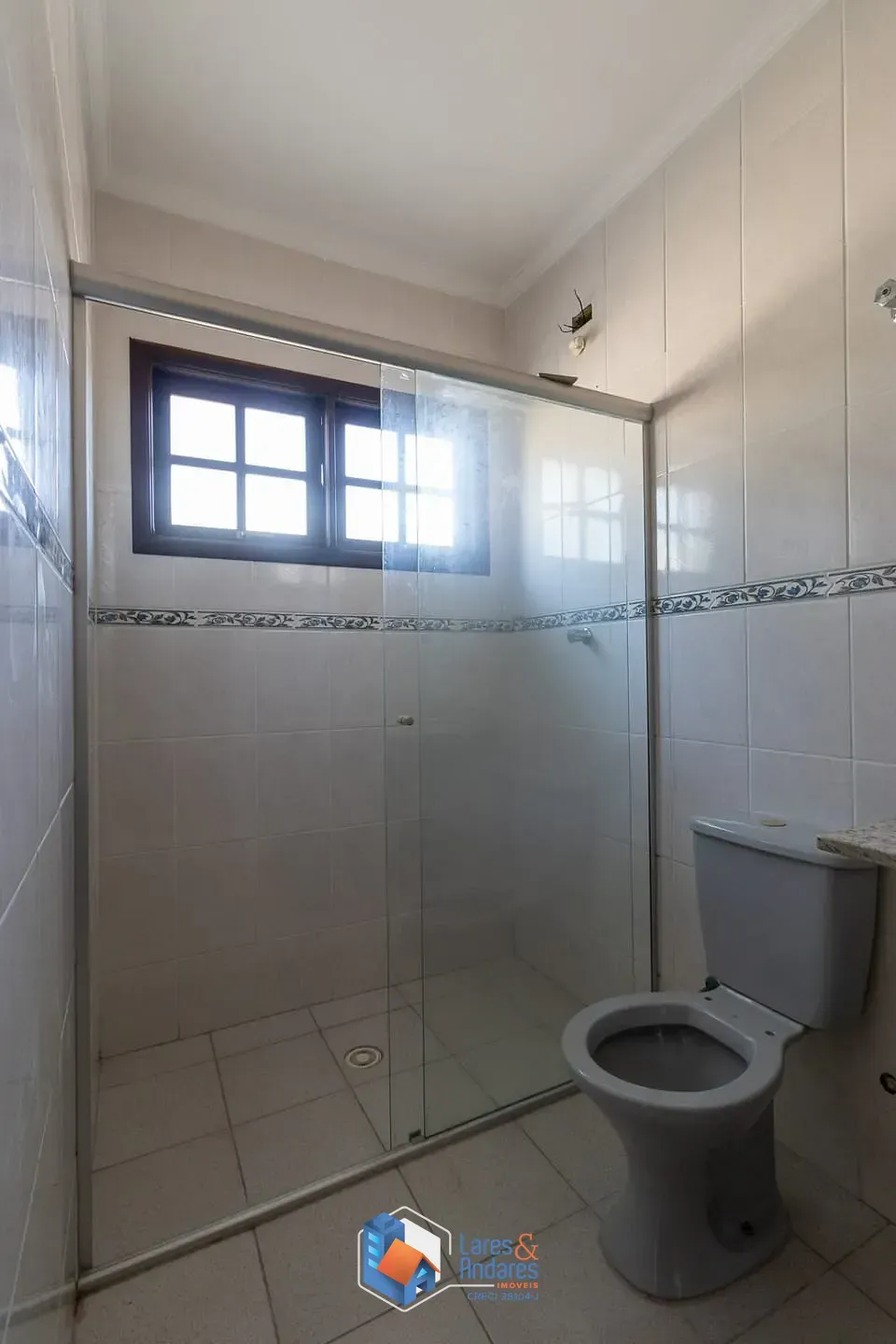 Imagem Casa comercial para venda em Guarapiranga, 450m²