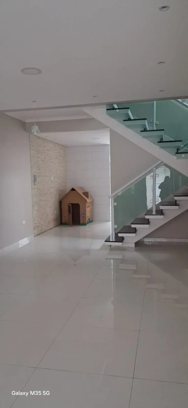 Imagem Sobrado com 3 Quartos à Venda, 217 m² em Jardim dos Ipês - Suzano