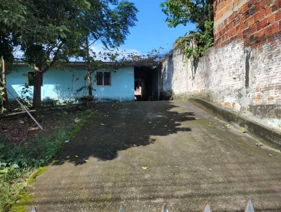 Imagem Terreno para Comércio com 333m² em uma rua movimentada no Monte Alegre em Camboriú