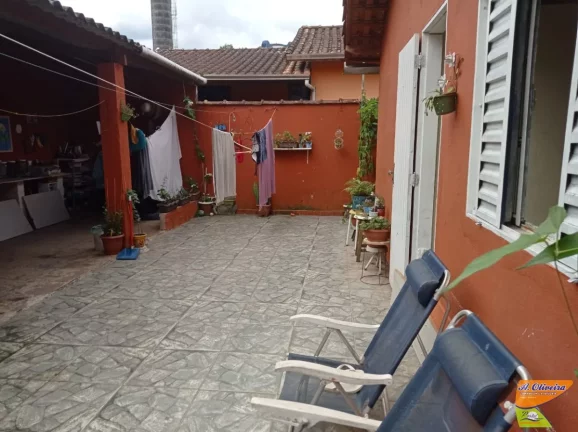 Imagem CASA 03 DORMITORIOS