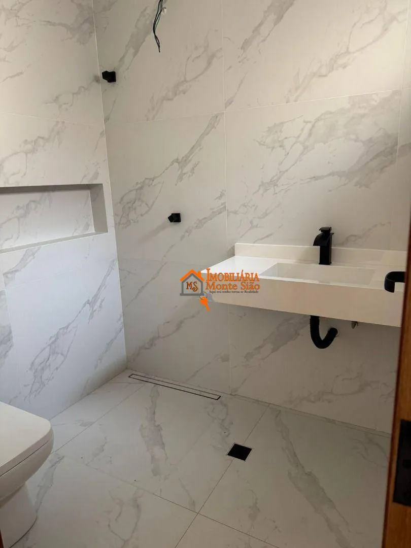 Imagem Sobrado com 3 dormitórios à venda, 210 m² por R$ 1.250.000,00 - Jardim Vila Galvão - Guarulhos/SP