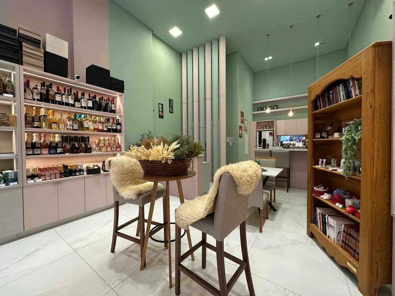 Imagem Ponto Comercial à venda com 62.55m2 por R$ 200.000,00