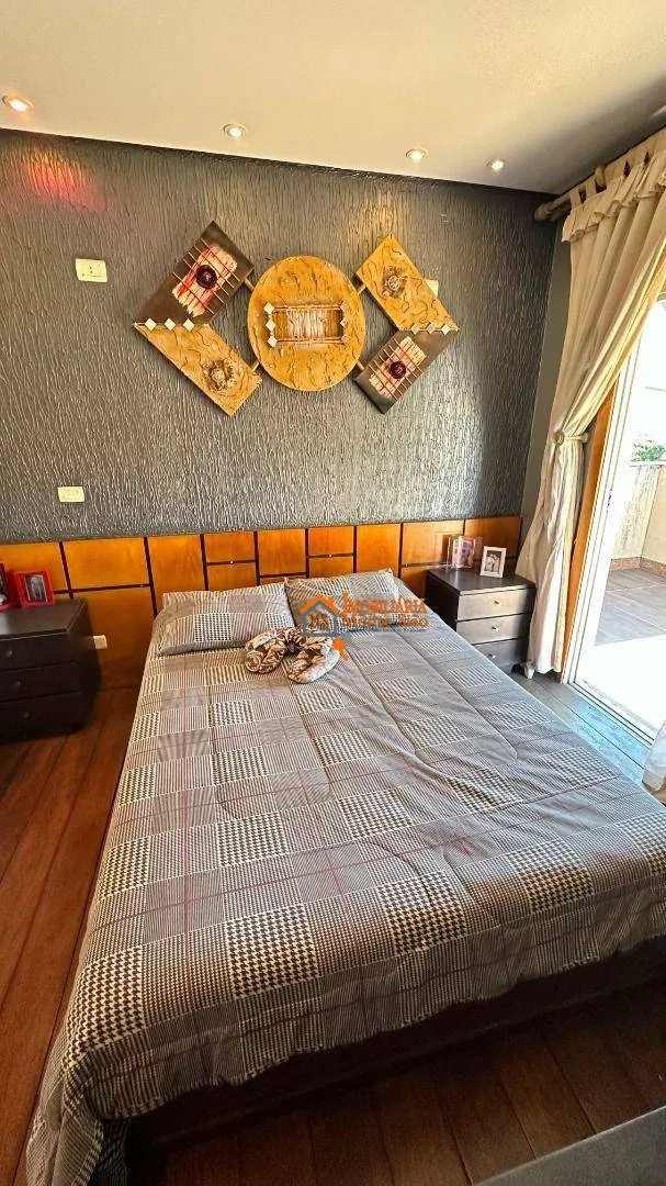 Imagem Casa com 2 dormitórios para alugar, 3000 m² por R$ 6.500,00/mês - Vila das Palmeiras - Guarulhos/SP