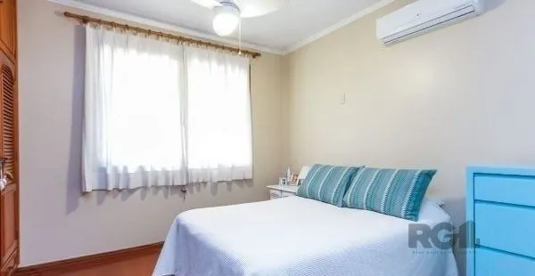 Imagem Casa sobrado no Jardim do Salso de 4 dormitórios e 3 vagas
