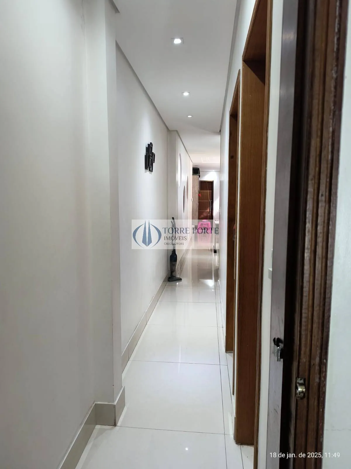 Imagem Linda Casa em São Mateus com 3 dormitórios e 2 vagas
