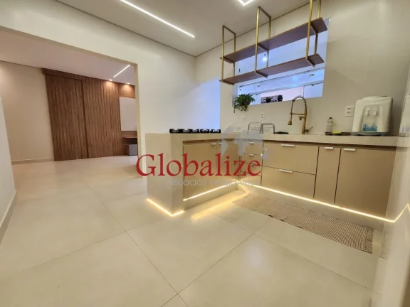Imagem Apartamento localizado na Ponta da Praia! 2 quartos, 1 suíte, 1 sala, 3 banheiros, 1 vaga de garagem, 83,00 m² de área. R$595.000,00