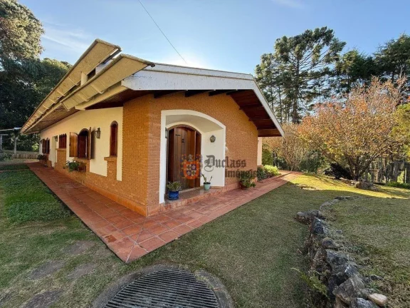 Imagem Casa com 4 dormitórios à venda, 267 m² por R$ 1.500.000,00 - Jd do Embaixador - Campos do Jordão/SP