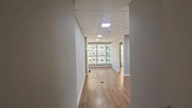 Imagem Sala Comercial para Locação na Consolação, São Paulo-SP: 1 Sala, 1 Banheiro, 1 Vaga de Garagem, 38m² de Área