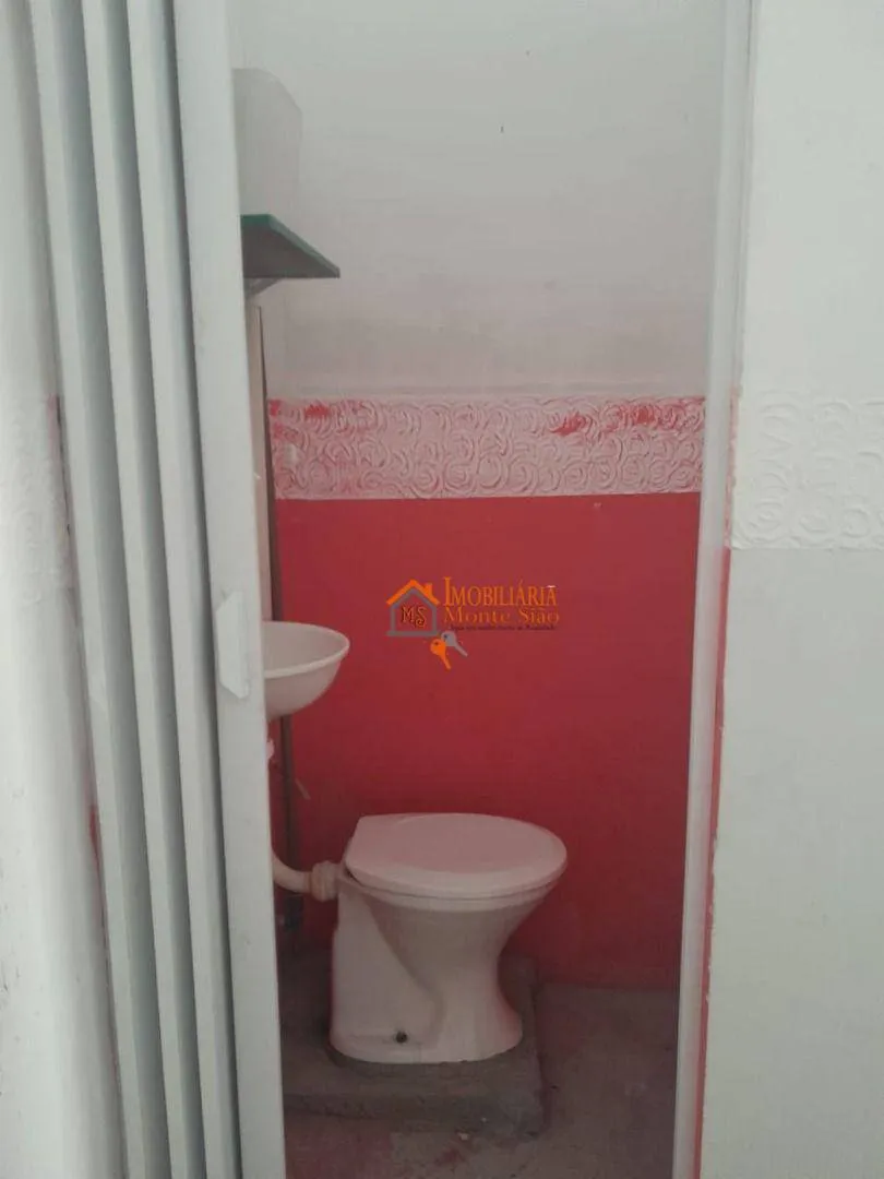 Imagem Casa com 2 dormitórios à venda, 450 m² por R$ 450.000,00 - Cidade Soberana - Guarulhos/SP