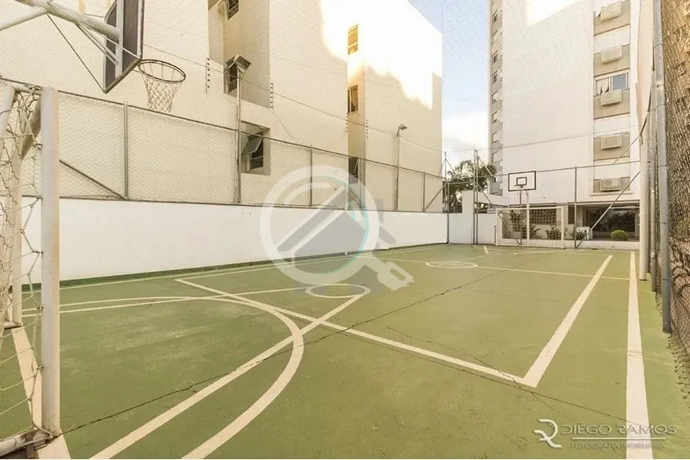 Imagem Apartamento 3 dormitórios, sendo 1 suíte, com 2 vagas. More no excepcional Edifício Personal Towe...