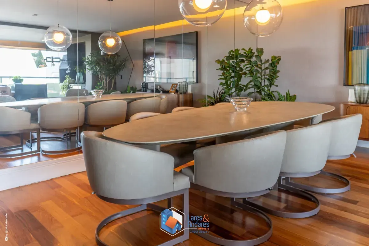 Imagem Apartamento para venda em Campo Belo com 3 quartos, sendo 3 suítes, 185m²