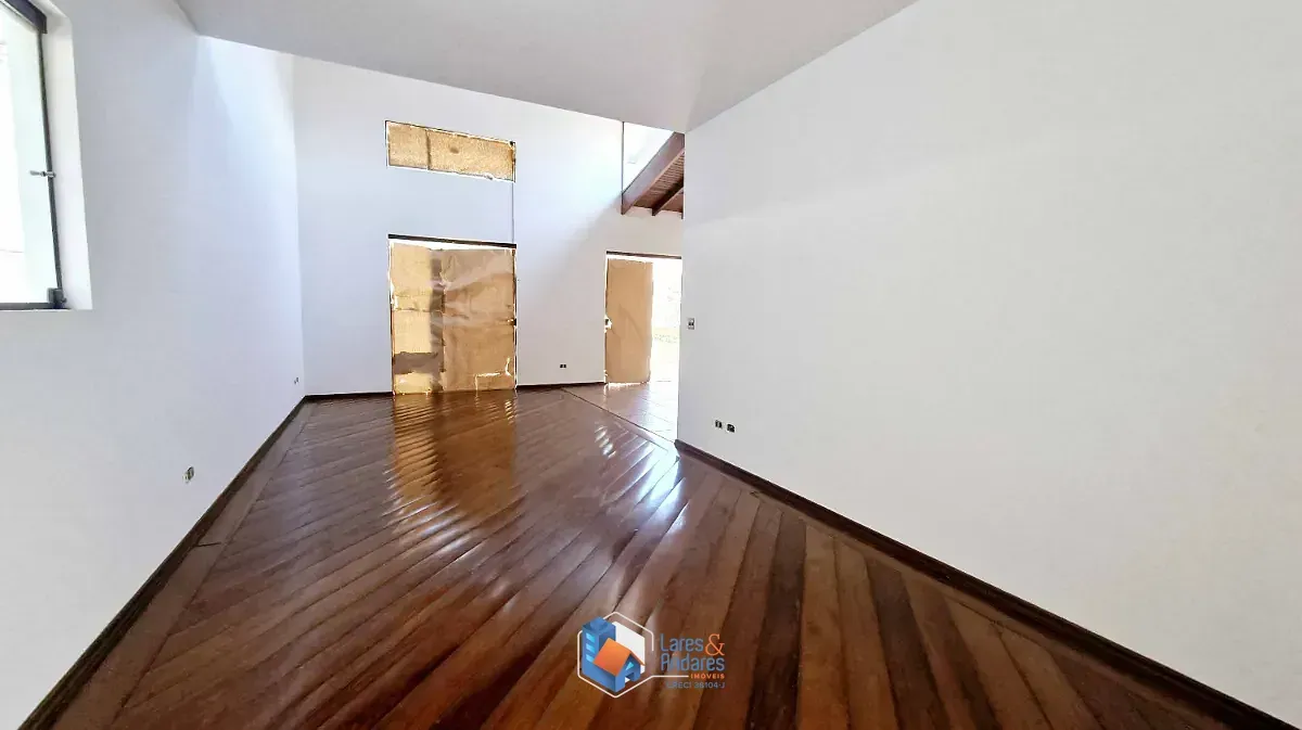 Imagem Casa para venda em Tremembé com 4 quartos, sendo 2 suítes, 473m²