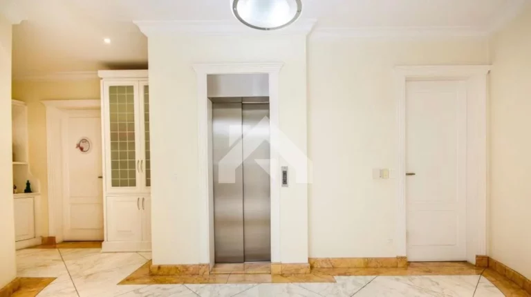Imagem Casa de Condomínio em Alphaville Residencial Plus - Barueri
