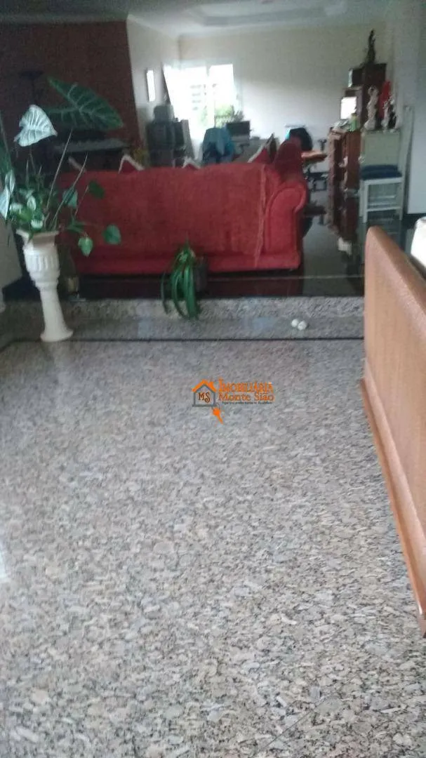 Imagem Casa com 5 dormitórios à venda, 570 m² por R$ 2.950.000,00 - Caputera - Arujá/SP