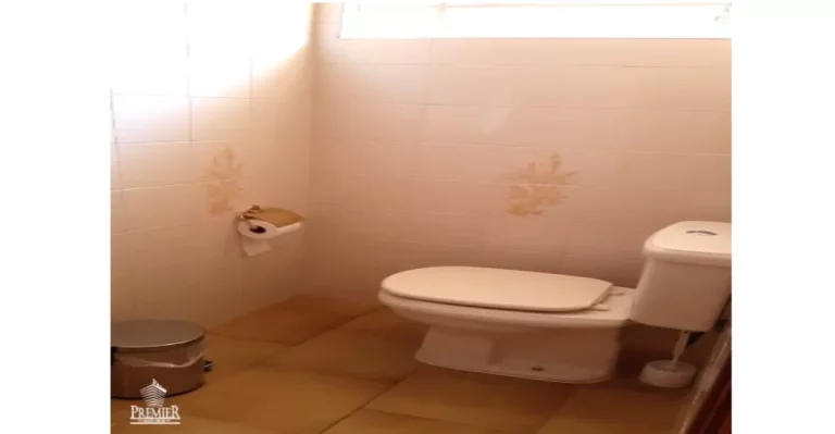 Imagem ÓTIMA CASA COM EDICULA E EXCELENTE LOCALIZAÇÃO NA VILA HORTOLÂNDIA EM JUNDIAÍ/SP.