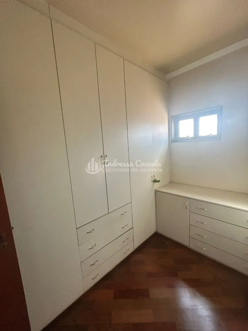 Imagem Sobrado comercial 3 suítes à venda, 400 m² por R$ 1.380.000 - Universitário - São José do Rio Preto/SP