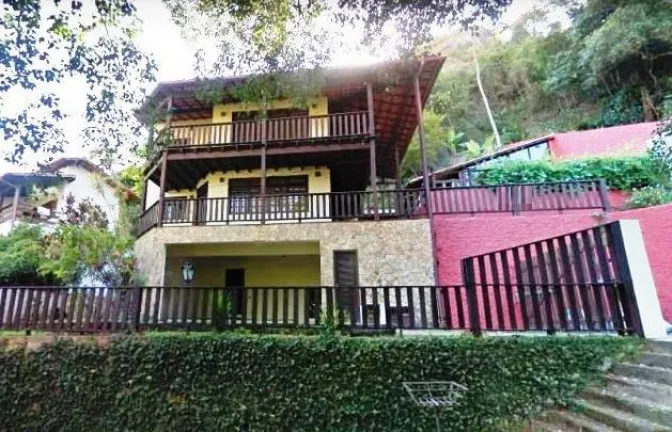 Casa com 4 Quartos à Venda ou Locação, 343 m² em Piratininga - Niterói