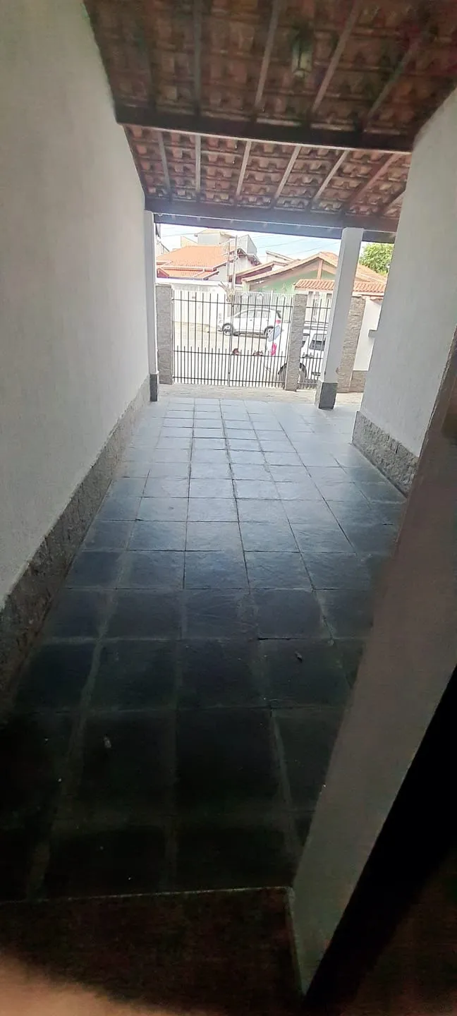 Imagem Casa para Venda 4 Quartos, 1 Suite, 2 Vagas, Loteamento Residencial Andrade, Pindamonhangaba - SP