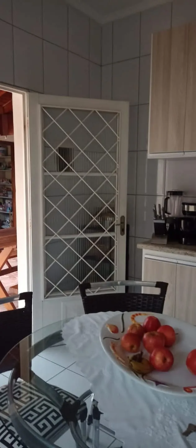 Imagem Casa à venda 3 Quartos, 1 Suite, 2 Vagas, 276.2M², Chácara Galega, Pindamonhangaba - SP