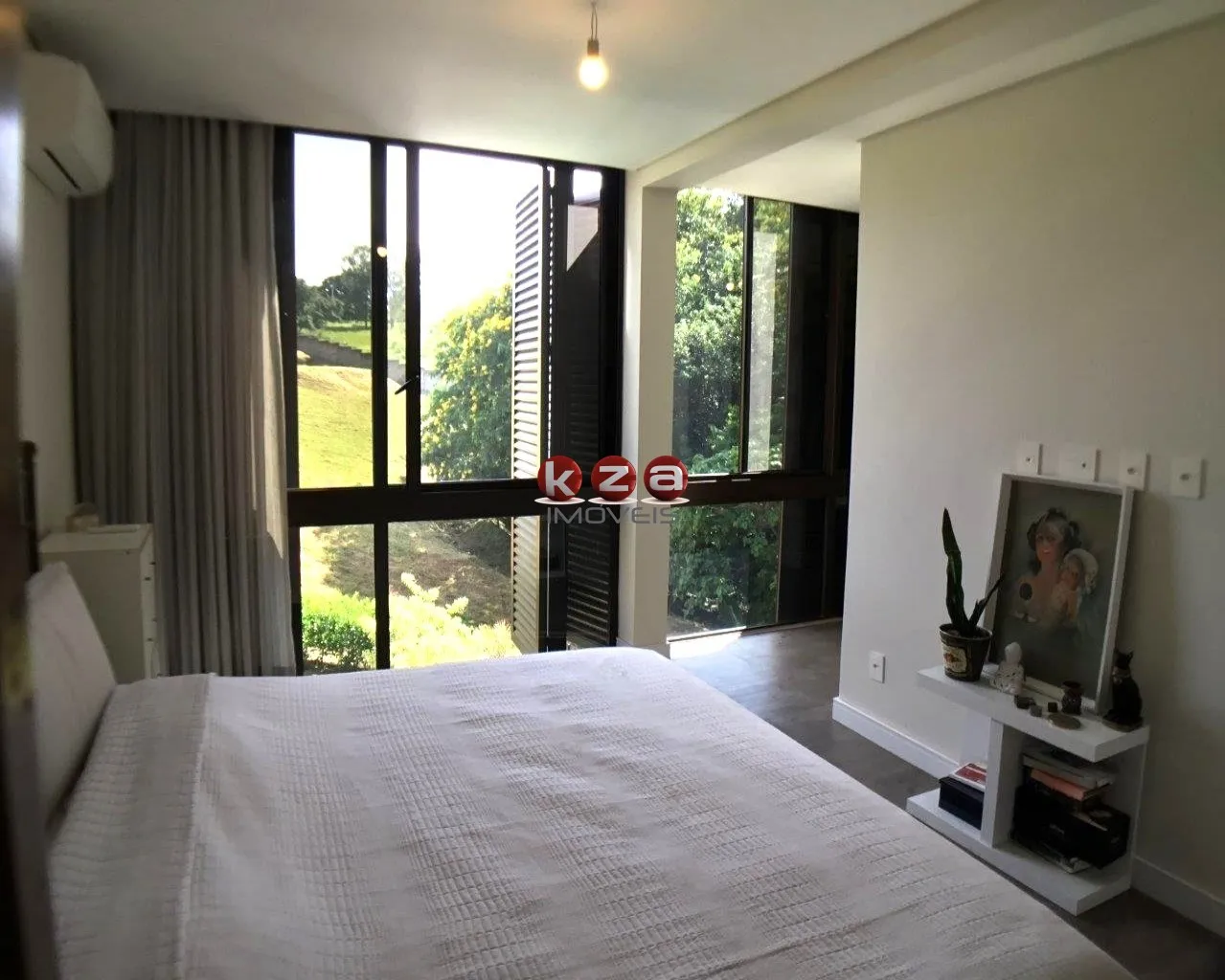 Imagem Casa de Luxo à Venda em Valinhos-SP, Condomínio Villa Lombarda: 6 Quartos, 5 Suítes, 3 Salas, 7 Banheiros, 504m² - Imperdível!