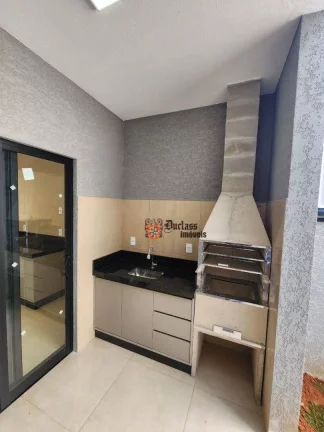Imagem Casa com 3 dormitórios à venda, 115 m² por R$ 620.000,00 - Monreale - Bragança Paulista/SP