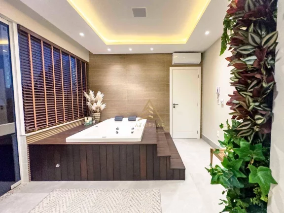 Imagem Apartamento com 3 dormitórios à venda, 135 m² por R$ 2.770.000,00 - Centro - Balneário Camboriú/SC