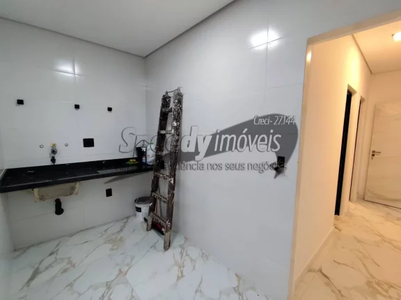 Imagem Casa para venda em Santos, sobreposta alta no Embaré