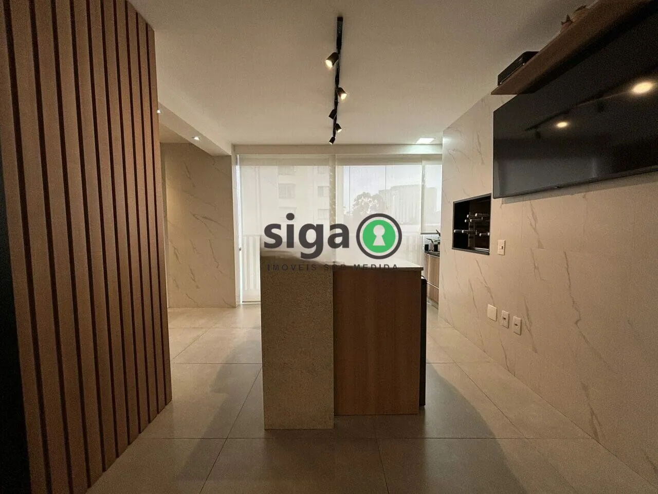 Imagem Apartamento no Campo Belo - 3 Suítes, 147 m², Mobiliado e com Acabamentos de Alto Padrão