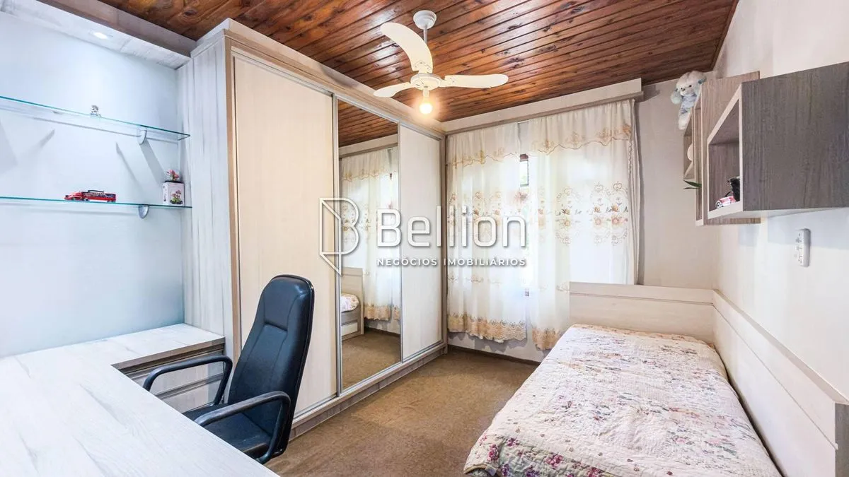 Imagem Belíssima casa no bairro dos lagos em rodeio.